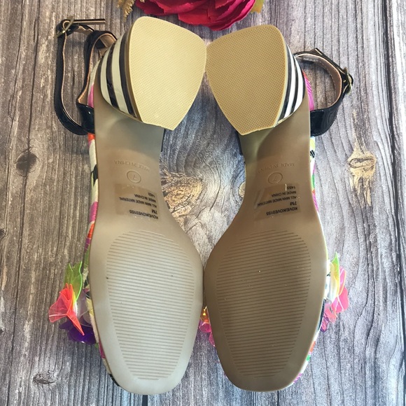 BETSEY JOHNSON Kove Dress Sandal - Picture 6 of 9